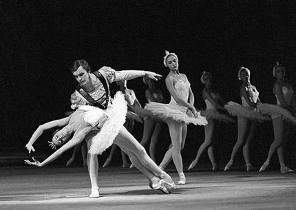 Балет «Лебединое озеро» в постановке Юрия Григоровича