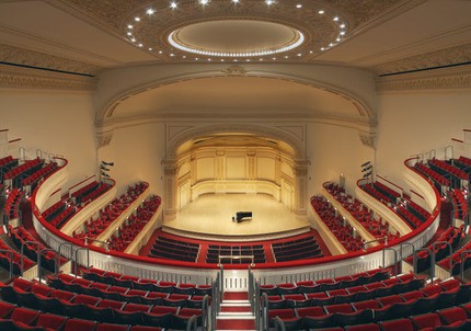 Концертный зал «Карнеги-холл» в Нью-Йорке