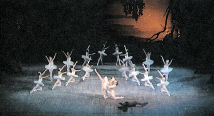 «Лебединое озеро». Ленинградский театр оперы и балета им. С. М. Кирова. Возобновление Ф. Лопухова